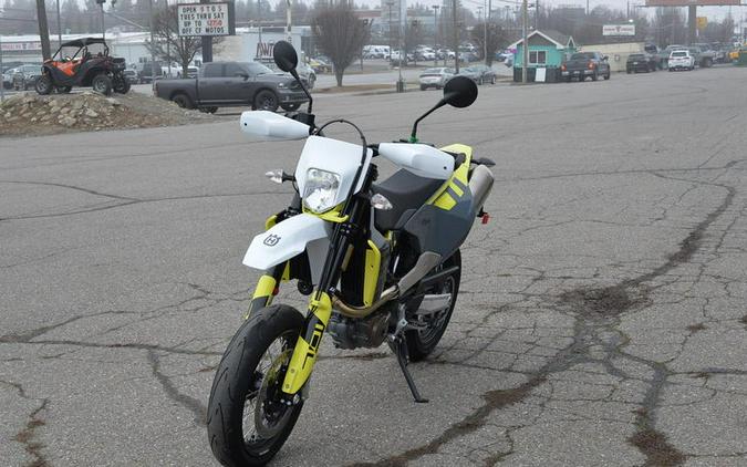 2024 Husqvarna® 701 Supermoto