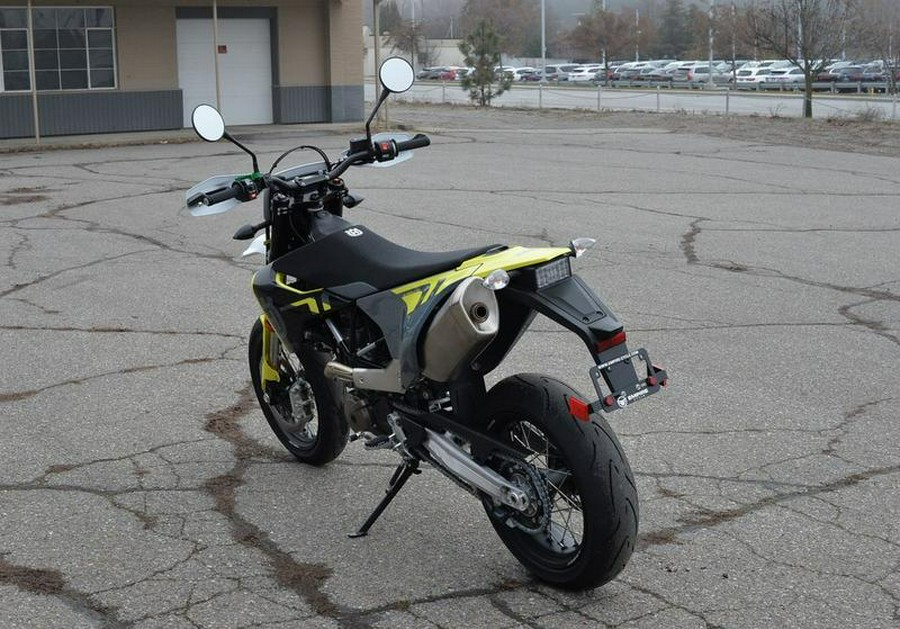 2024 Husqvarna® 701 Supermoto