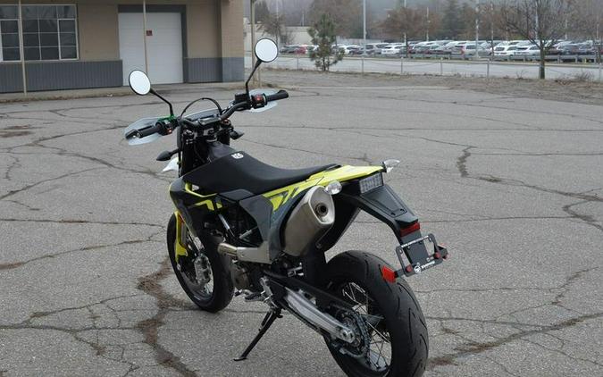 2024 Husqvarna® 701 Supermoto