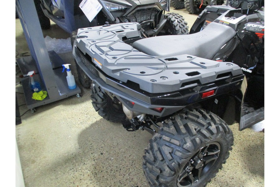 2024 Polaris Industries Sportsman 570 Trail Onyx Black