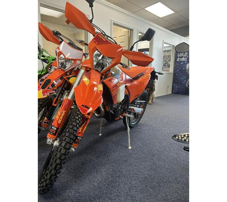 2025 KTM 500 EXC-F SIX DAYS - KT7166