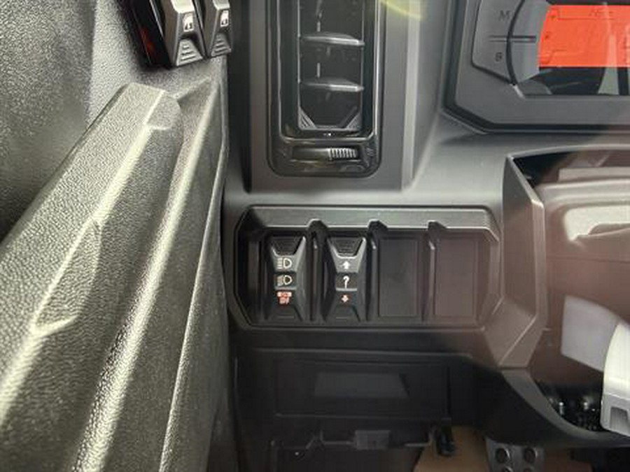 2026 Can-Am Defender MAX Limited HD11