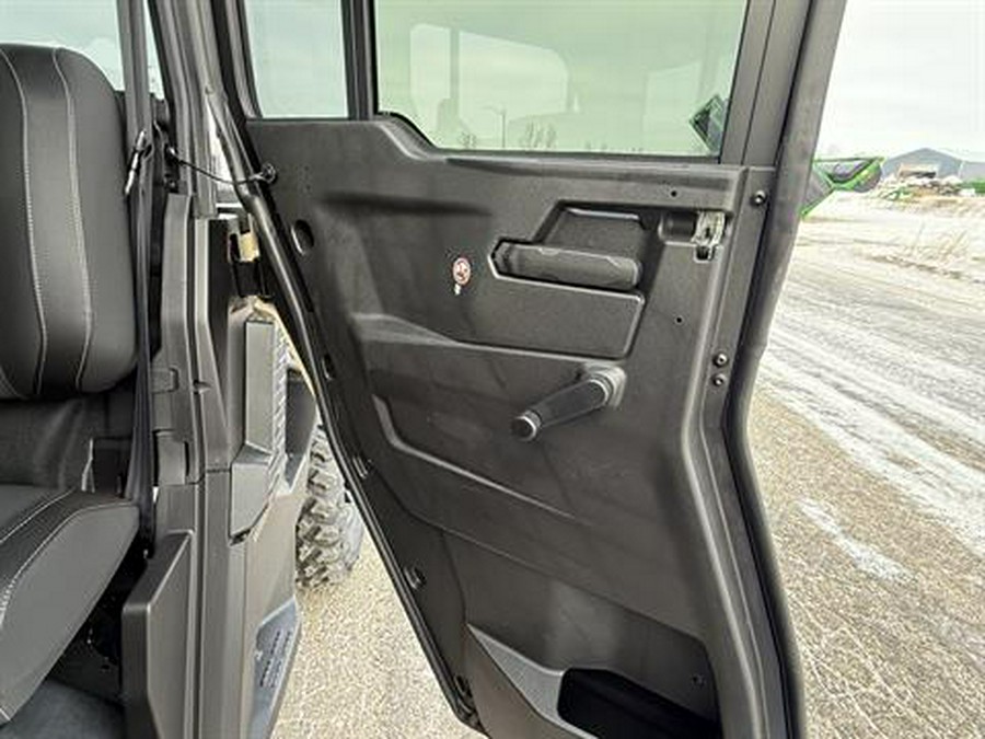 2026 Can-Am Defender MAX Limited HD11