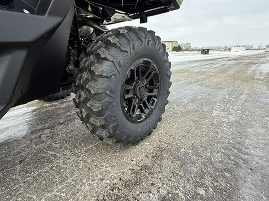 2026 Can-Am Defender MAX Limited HD11