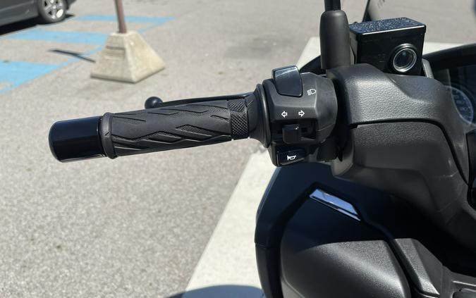 2023 Suzuki Burgman 400
