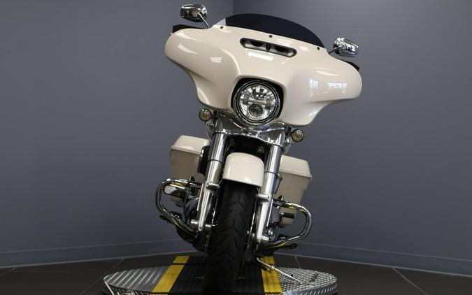 2022 Harley-Davidson® Street Glide® Special White Sand Pearl