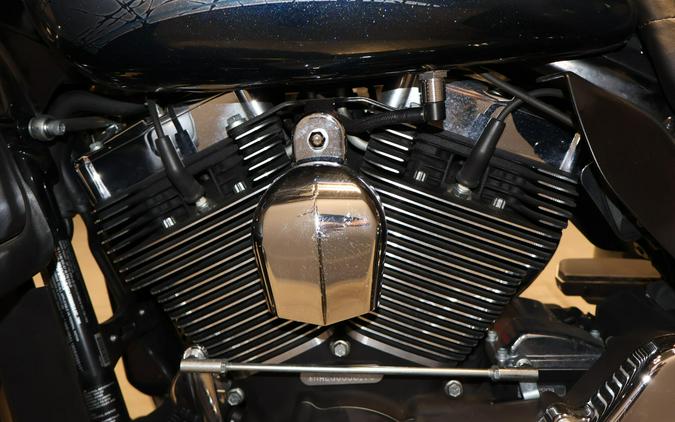 2016 Harley-Davidson Tri Glide Ultra FLHTCUTG