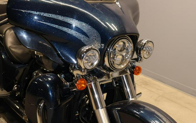 2016 Harley-Davidson Tri Glide Ultra FLHTCUTG