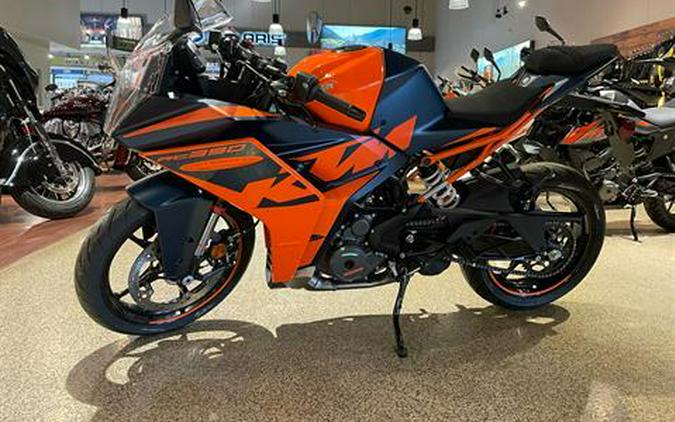 2022 KTM RC 390