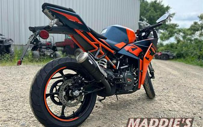 2022 KTM RC 390