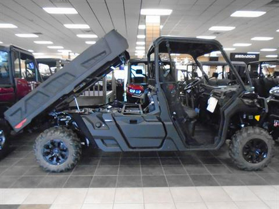 2023 Can-Am Defender Pro XT HD10