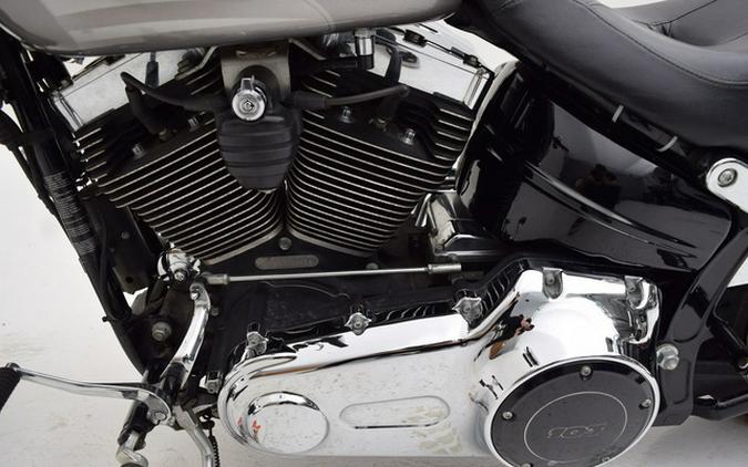 2016 Harley-Davidson Softail FXSB - Breakout