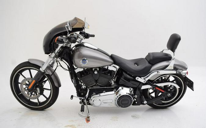 2016 Harley-Davidson Softail FXSB - Breakout