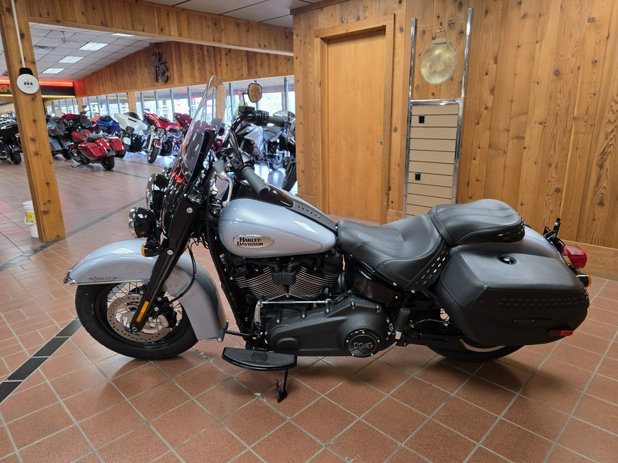 2024 Harley-Davidson Heritage Classic 114
