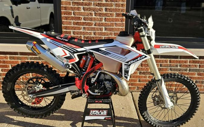 2022 Beta 200 RR