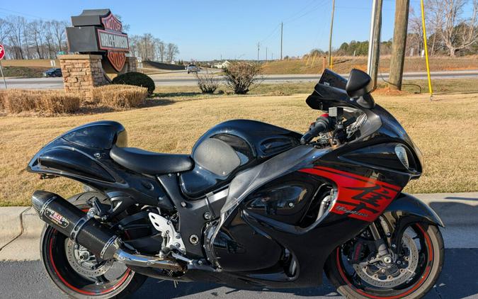 2018 Suzuki Hayabusa™ Glass Sparkle Black