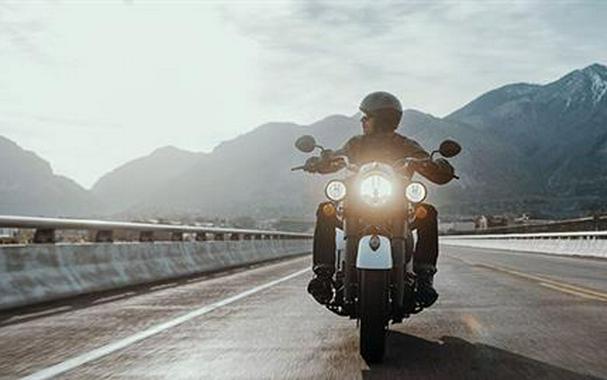 2019 Indian Motorcycle Springfield® Dark Horse® ABS