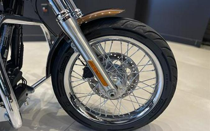 2013 Harley-Davidson Dyna® Super Glide® Custom 110th Anniversary Edition