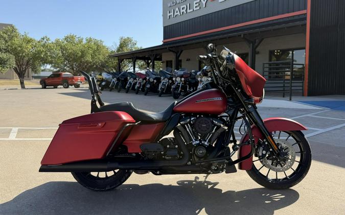 2019 Harley-Davidson® Street Glide® Special Wicked Red Denim