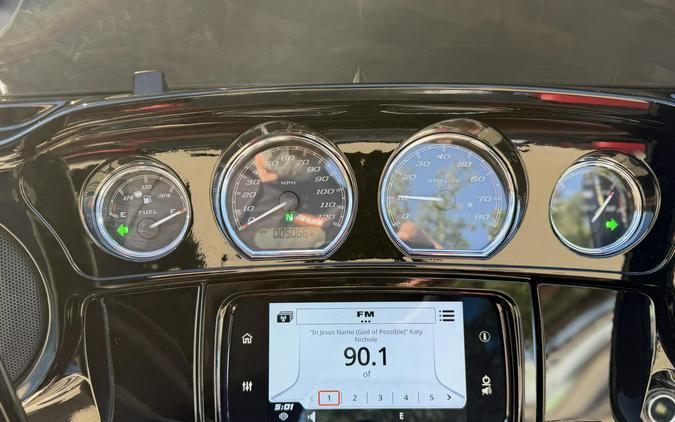 2019 Harley-Davidson® Street Glide® Special Wicked Red Denim