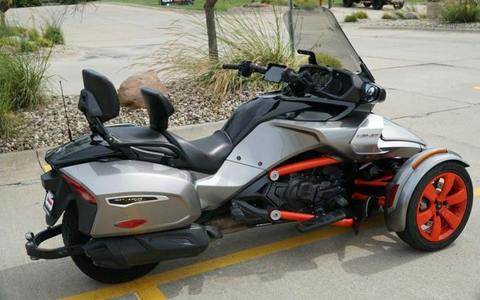 2016 Can-Am Spyder F3 T 6-Speed Semi-Automatic (SE6) Radio