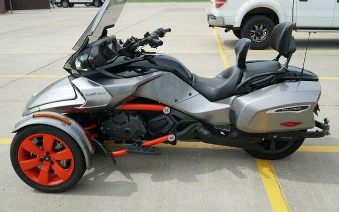 2016 Can-Am Spyder F3 T 6-Speed Semi-Automatic (SE6) Radio