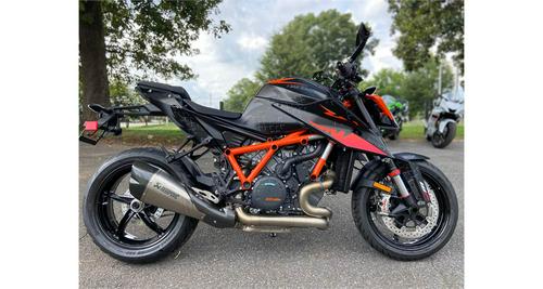 Video: Watch our 2020 KTM 1290 Super Duke R...