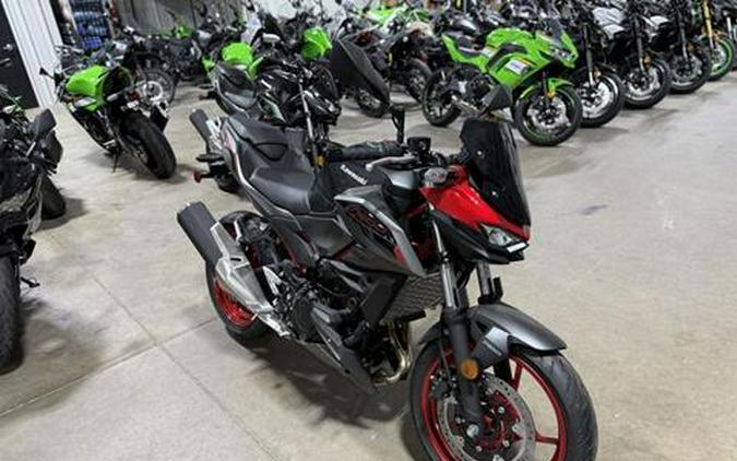 2025 Kawasaki Z500 SE ABS