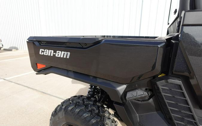 2026 Can-Am Defender MAX XT CAB HD11