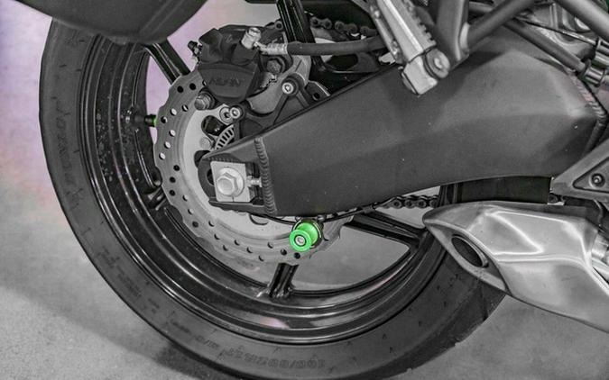 2022 Kawasaki Versys 650 ABS Metallic Spark Black/Metallic Flat