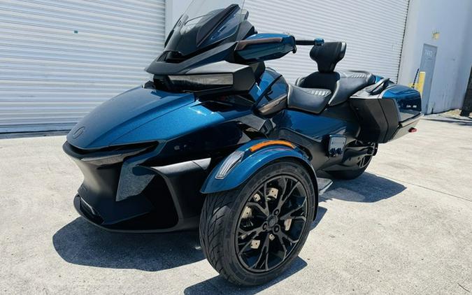 2023 Can-Am Spyder RT