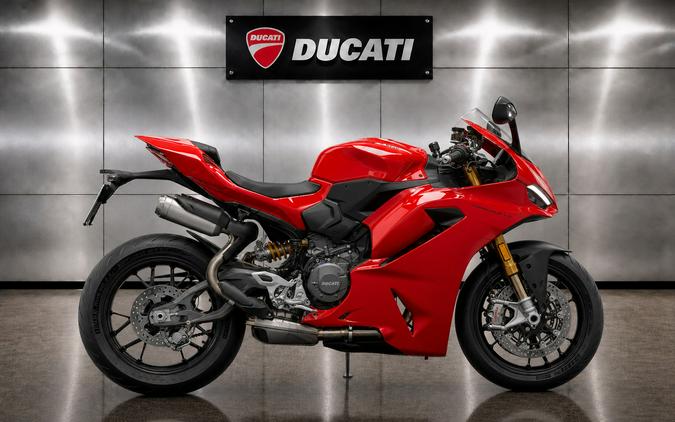 2026 DUCATI PANIGALE V2S
