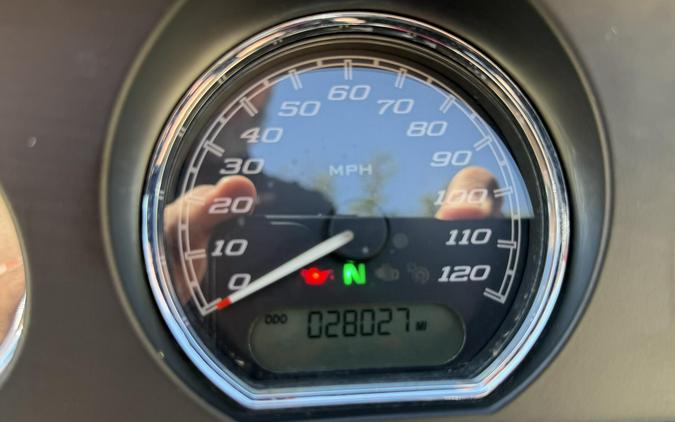 2016 Harley-Davidson® Tri Glide® Ultra Two-Tone Mysterious Red Sunglo/Velocity Red Sunglo
