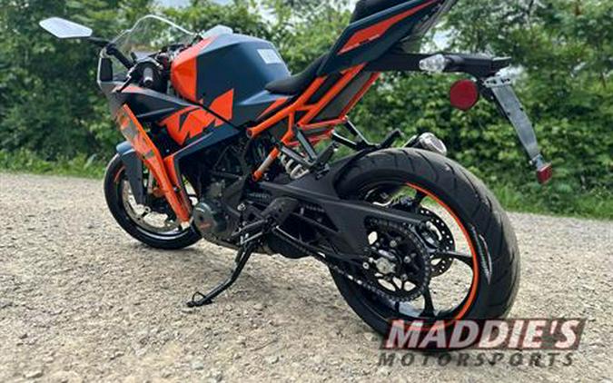 2022 KTM RC 390