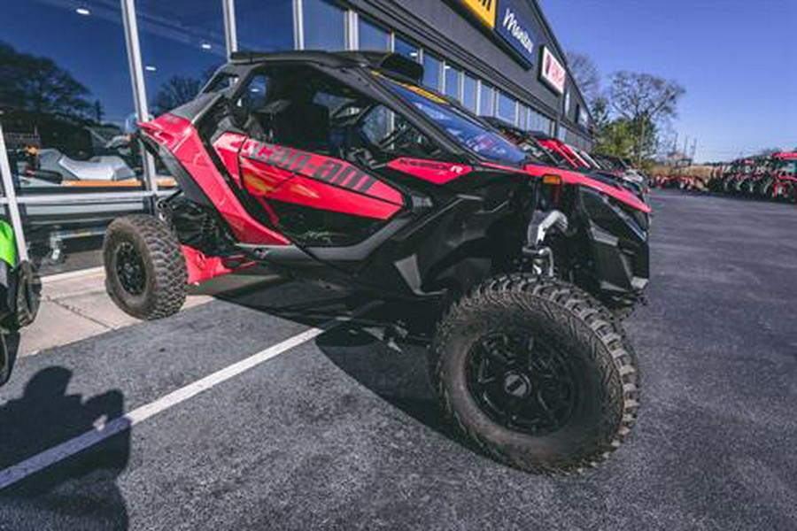 2024 Can-Am Maverick R X