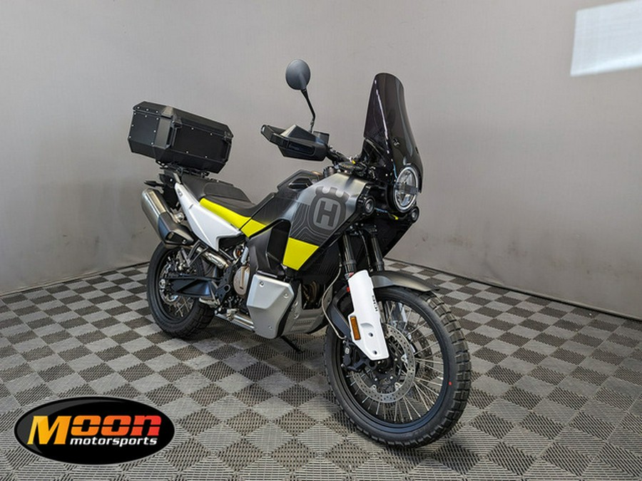 2023 Husqvarna Norden 901