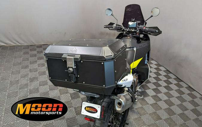 2023 Husqvarna Norden 901