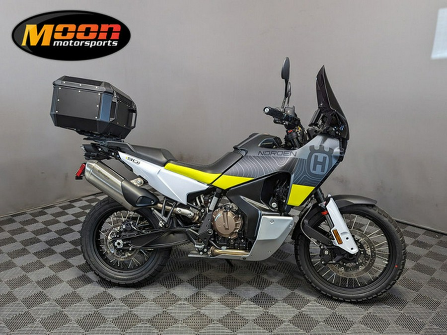 2023 Husqvarna Norden 901