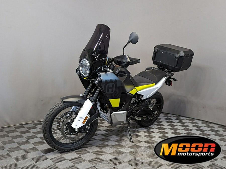 2023 Husqvarna Norden 901