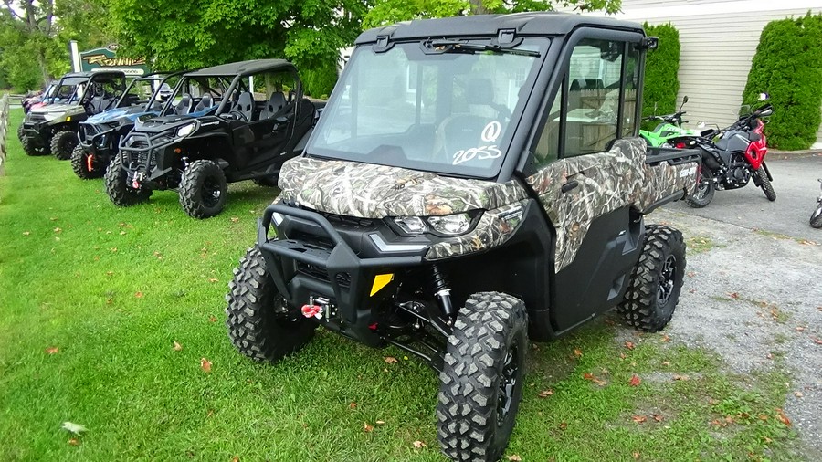 2024 Can-Am Defender Limited