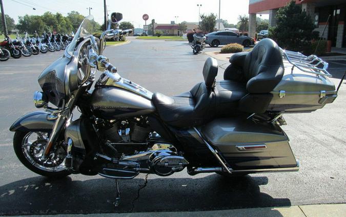 2017 Harley-Davidson FLHTKSE - CVO Limited