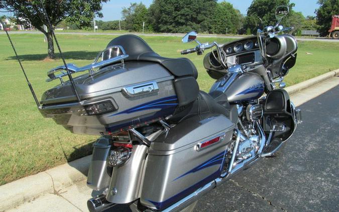 2017 Harley-Davidson FLHTKSE - CVO Limited