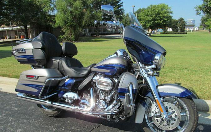 2017 Harley-Davidson FLHTKSE - CVO Limited