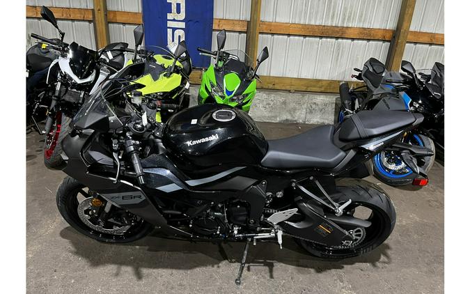 2026 Kawasaki Ninja® ZX™-6R Base