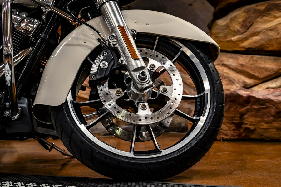 2022 Harley-Davidson Road Glide Grand American Touring