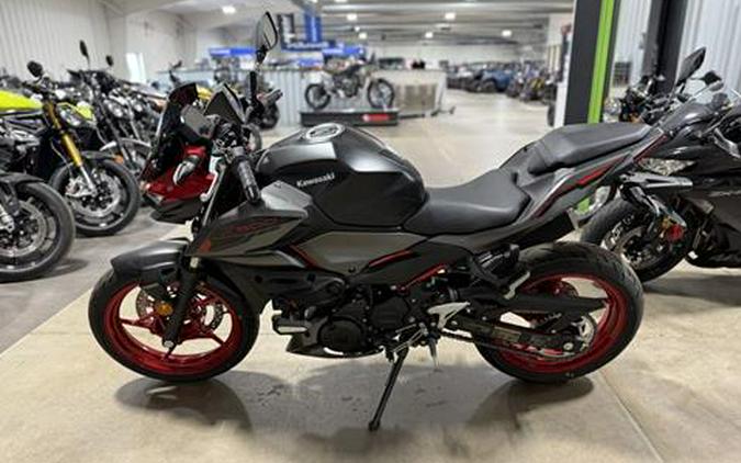 2025 Kawasaki Z500 SE ABS