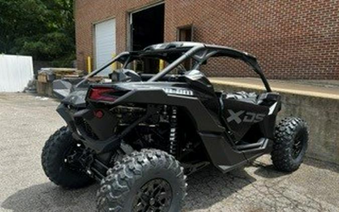 2026 Can-Am Maverick X3 X DS Turbo RR 64 X DS Turbo RR