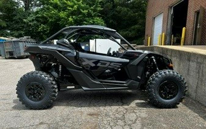 2026 Can-Am Maverick X3 X DS Turbo RR 64 X DS Turbo RR