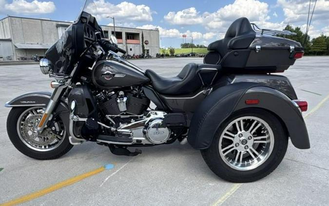2023 Harley-Davidson® FLHTCUTG - Tri Glide® Ultra