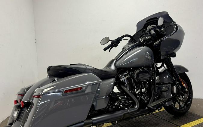 FLTRXS 2022 Road Glide® Special
